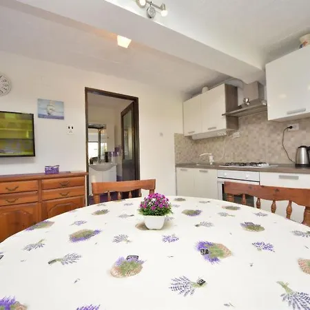 Holiday home Ena , 286 *