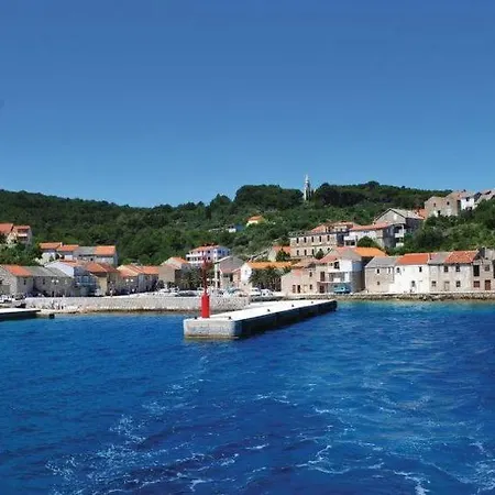 Ena , 286 * Mali Iž