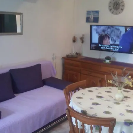 Ena , 286 Holiday home *