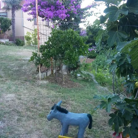 Ena , 286 Holiday home *