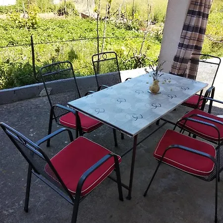 Ena , 286 Holiday home